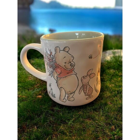 Disney Winnie the Pooh & Piglet Floral Ceramic Mug 16oz Adorable Fun Design New - Picture 2 of 8